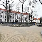 M11 Outstanding Apartment With Balcony